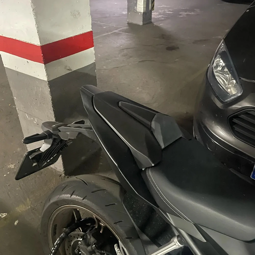 دراجة نارية بيلايون غطاء مقعد الركاب الخلفي هدية القلنسوة سولو لهوندا CB650R CBR650R CB CBR 650 R CBR650R CB650R 2024 2025
