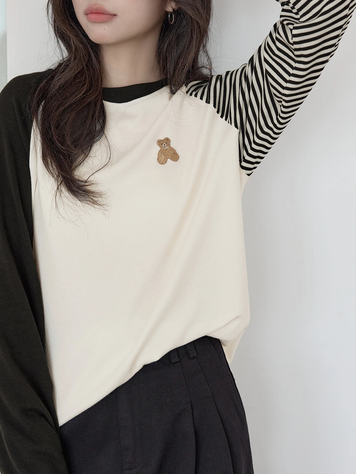 

Женская футболка HuiXi с круглым вырезом и длинным рукавом, весна 2026, повседневная, приталенная, с открытыми плечами, в корейском стиле, свободного кроя