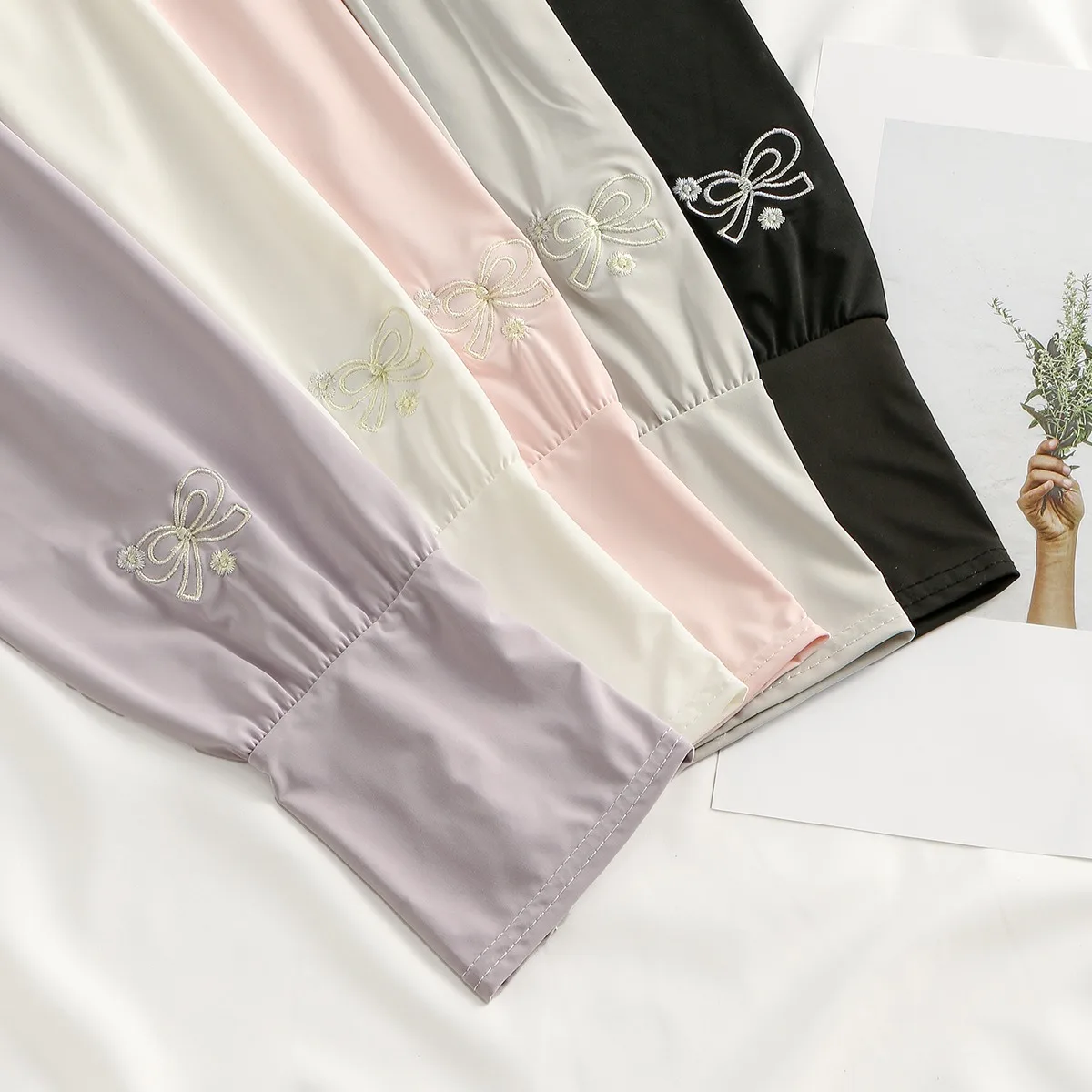 Protezione solare estiva con farfalla ricamata in seta ghiacciata, stile sottile, traspirante, UV, adatta per la guida e il ciclismo