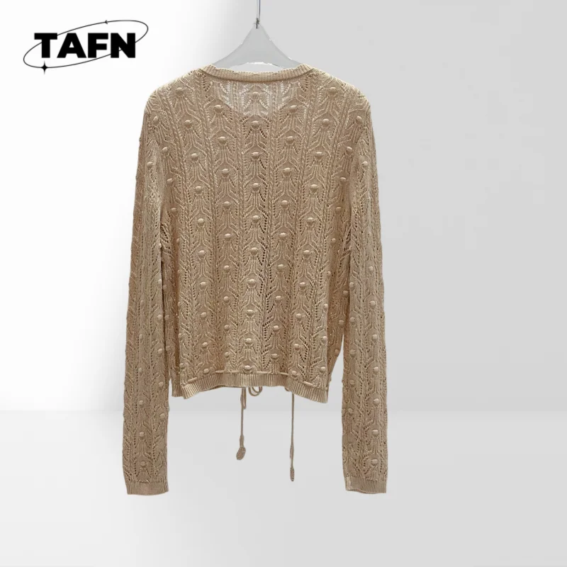 여성 클래식 캐시미어 가디건 – 2025년 캐주얼 분위기의 빈티지 디자인 클래식 캐시미어 가디건 – 빈티지 스타일 AH1613