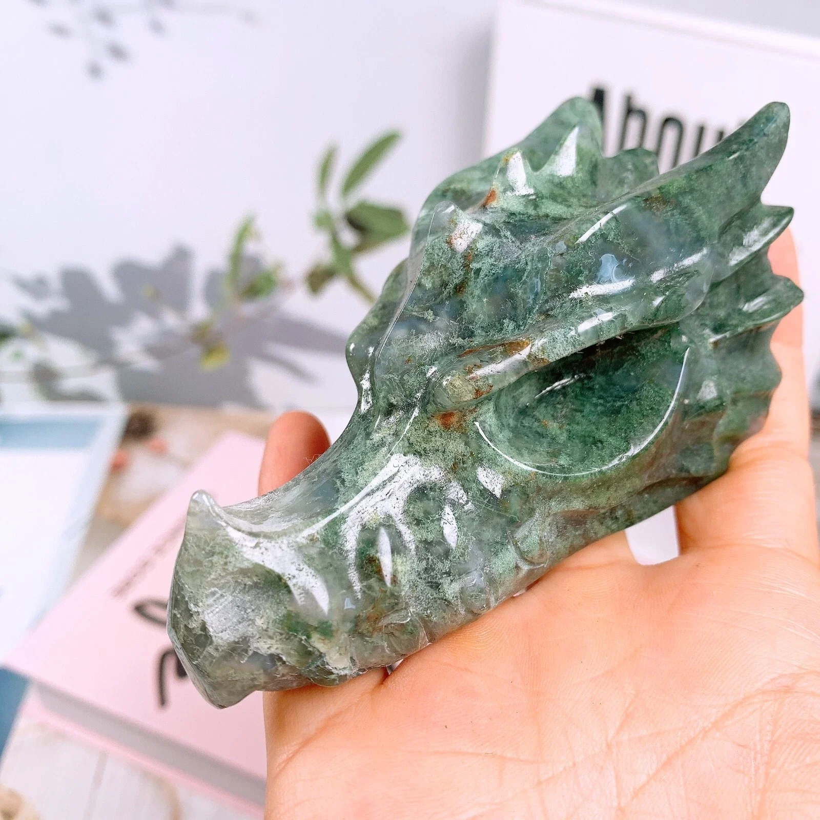 

Natural Moss Agate Crystal Quartz Dragon Head, Energy Gem, Reiki Healing, Home Decoration, Demagnetization Divination, Meditatio