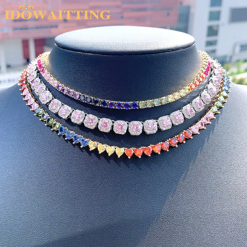 2025 Luksusowy naszyjnik z łańcuszkiem tenisowym Rainbow Heart CZ dla kobiet Lover Gold Color Iced Out Bling Colorful Choker Jewelry 16inches