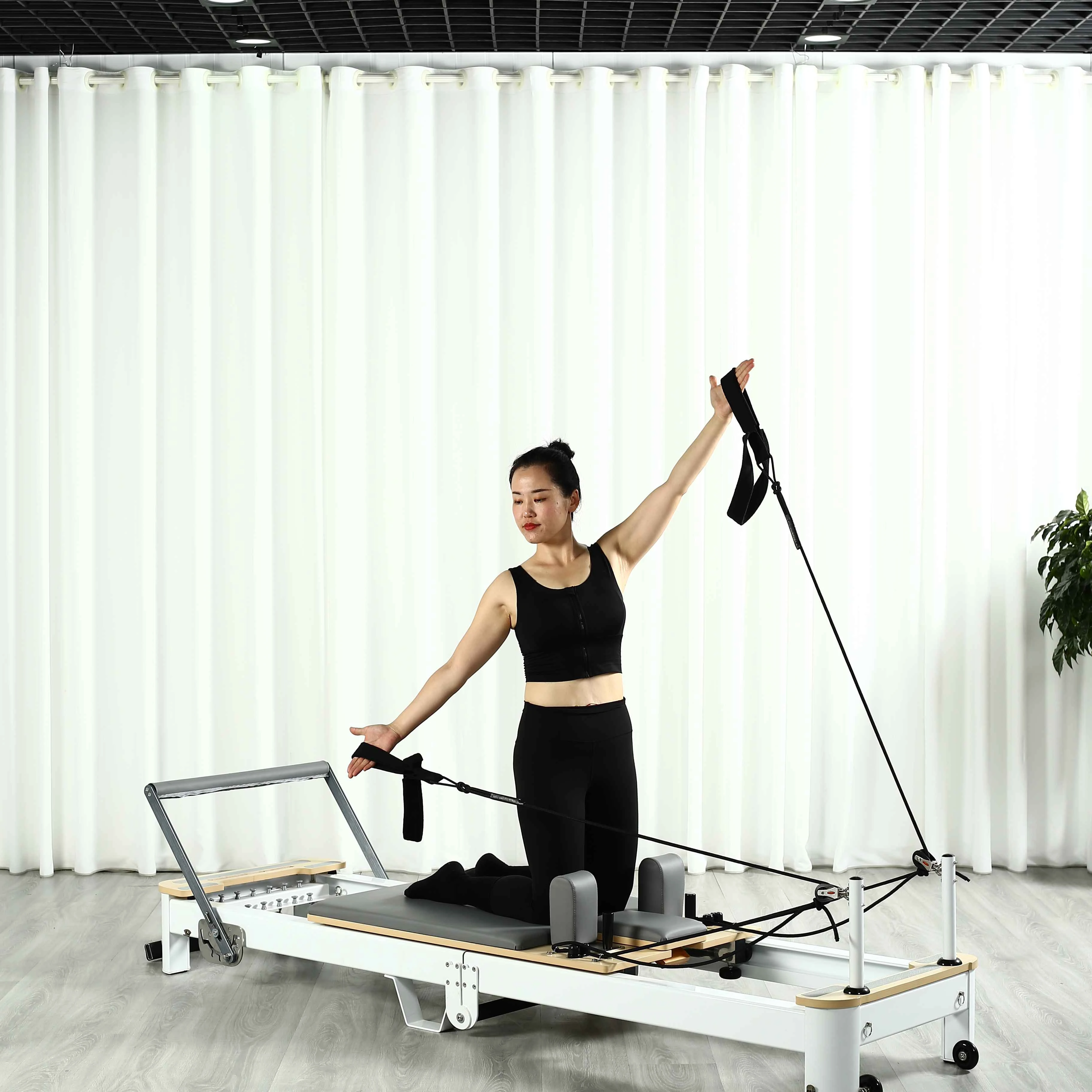 

Commercial Foldable Aluminum Pilates Reformer for Gym & Studio