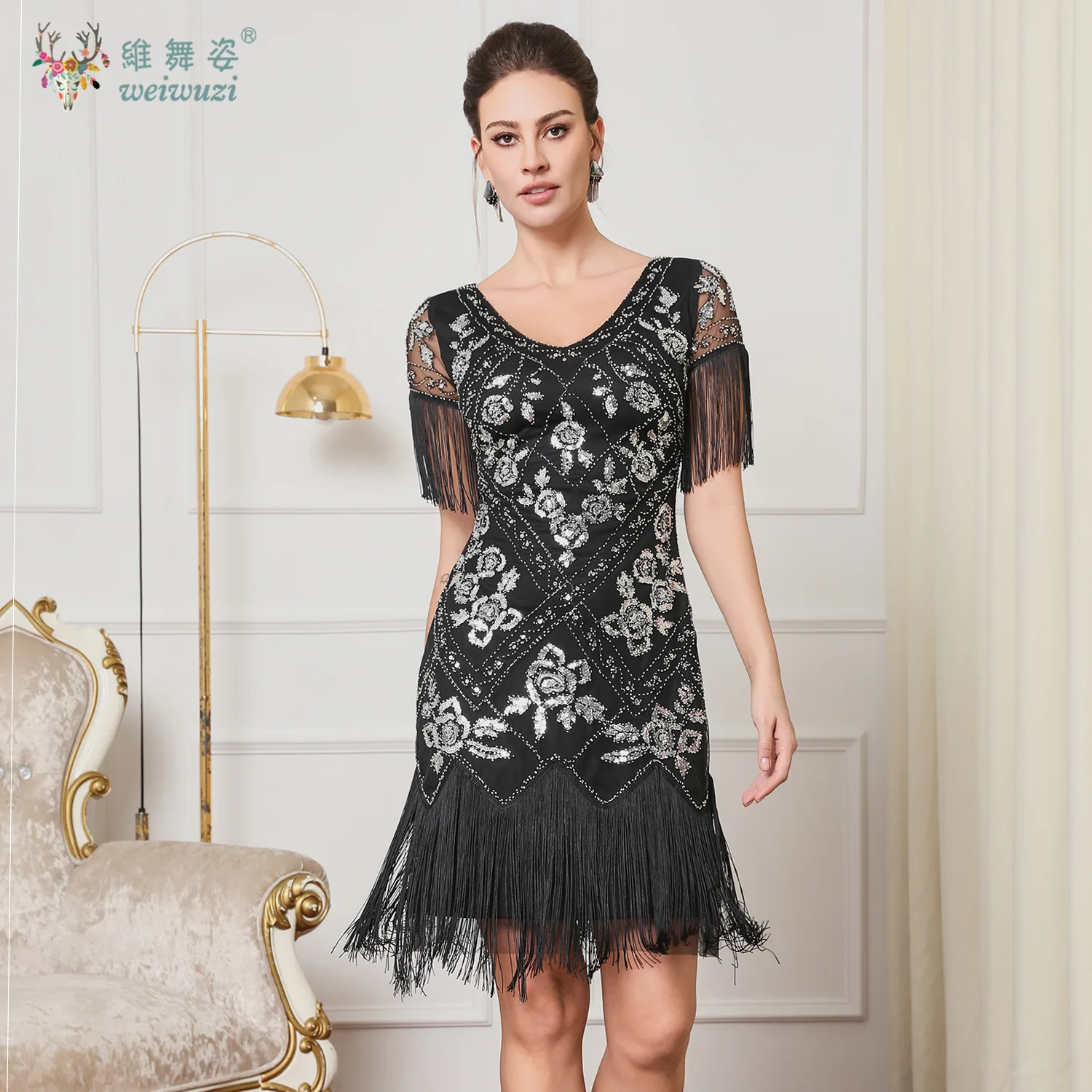 新しい女性のスパンコールラウンドネック痩身半袖フリンジドレスヴィンテージローズ刺繍カクテルパーティーダンスイブニングドレス