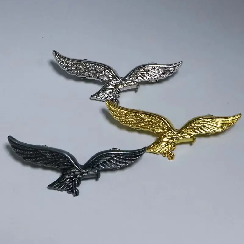 Spread Wings Eagle pins Medal Brooch Pin Backpack Hat Bag Collar Lapel Pin Badge Fashion Jewelry Accessories