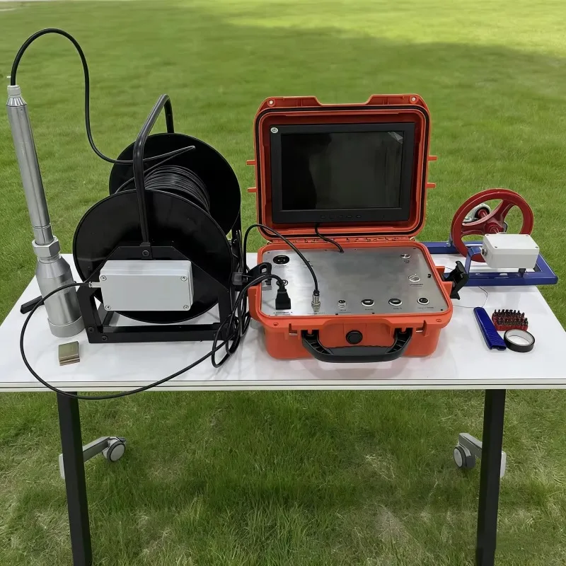 7 Inch Display Digital Underwater Pipe , IP68 Waterproof Wide Angle Detector, CCD Sensor H.264 Encoding Night Vision Borehole Su