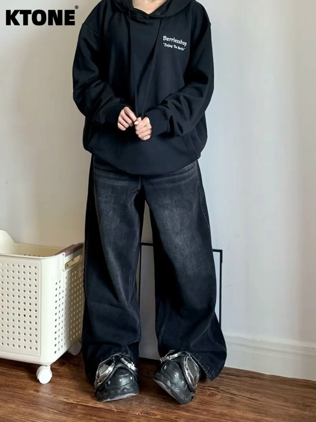 

Retro Jeans Gender Neutral Black Baggy Pants Hip Hop Style Original Drip No accessories or belts included