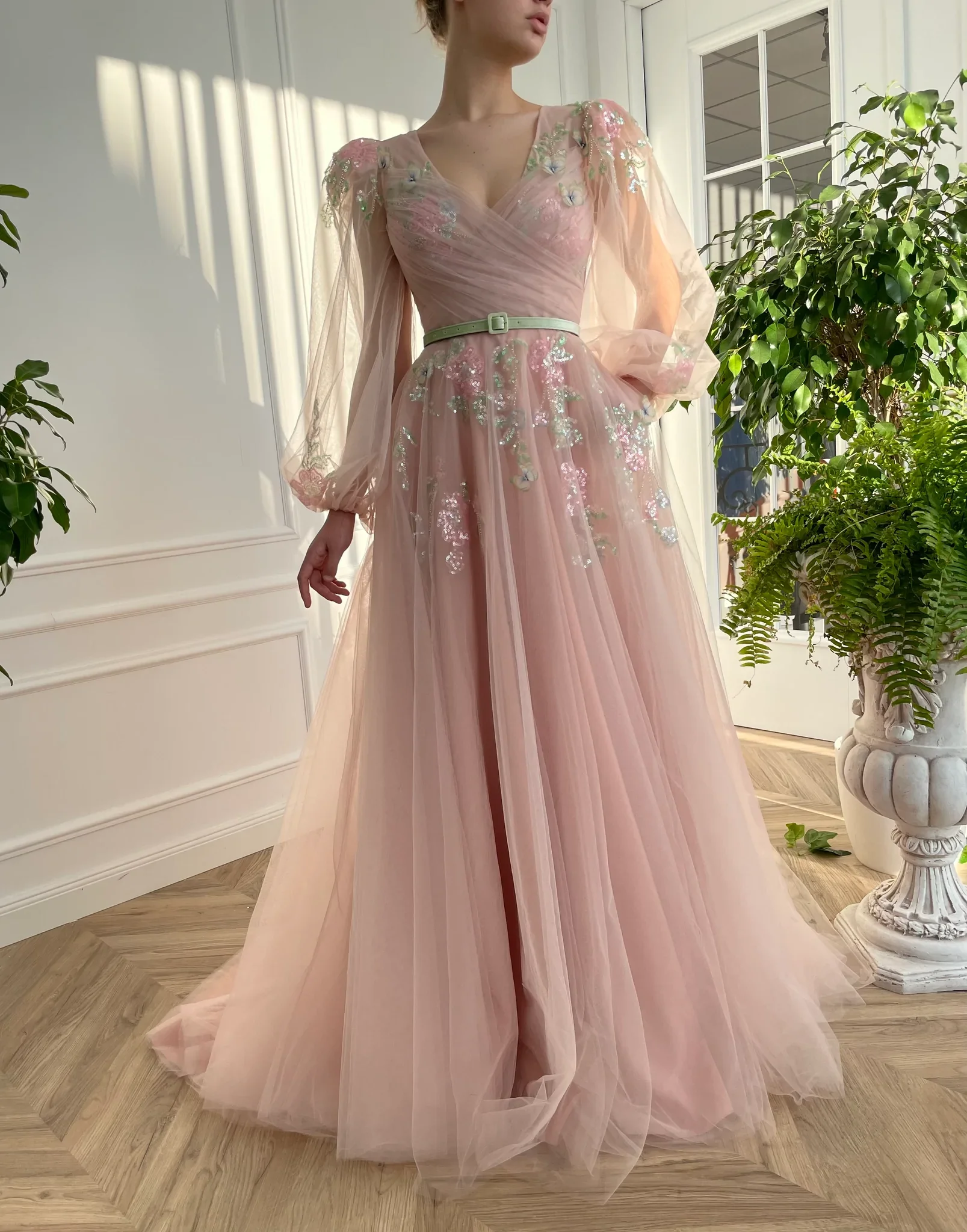 15294# 100% Customzied V-Neck Pink Tulle A-line Evening Dress For Women Sequined Appliques Lace Engagement Party Gown 2024