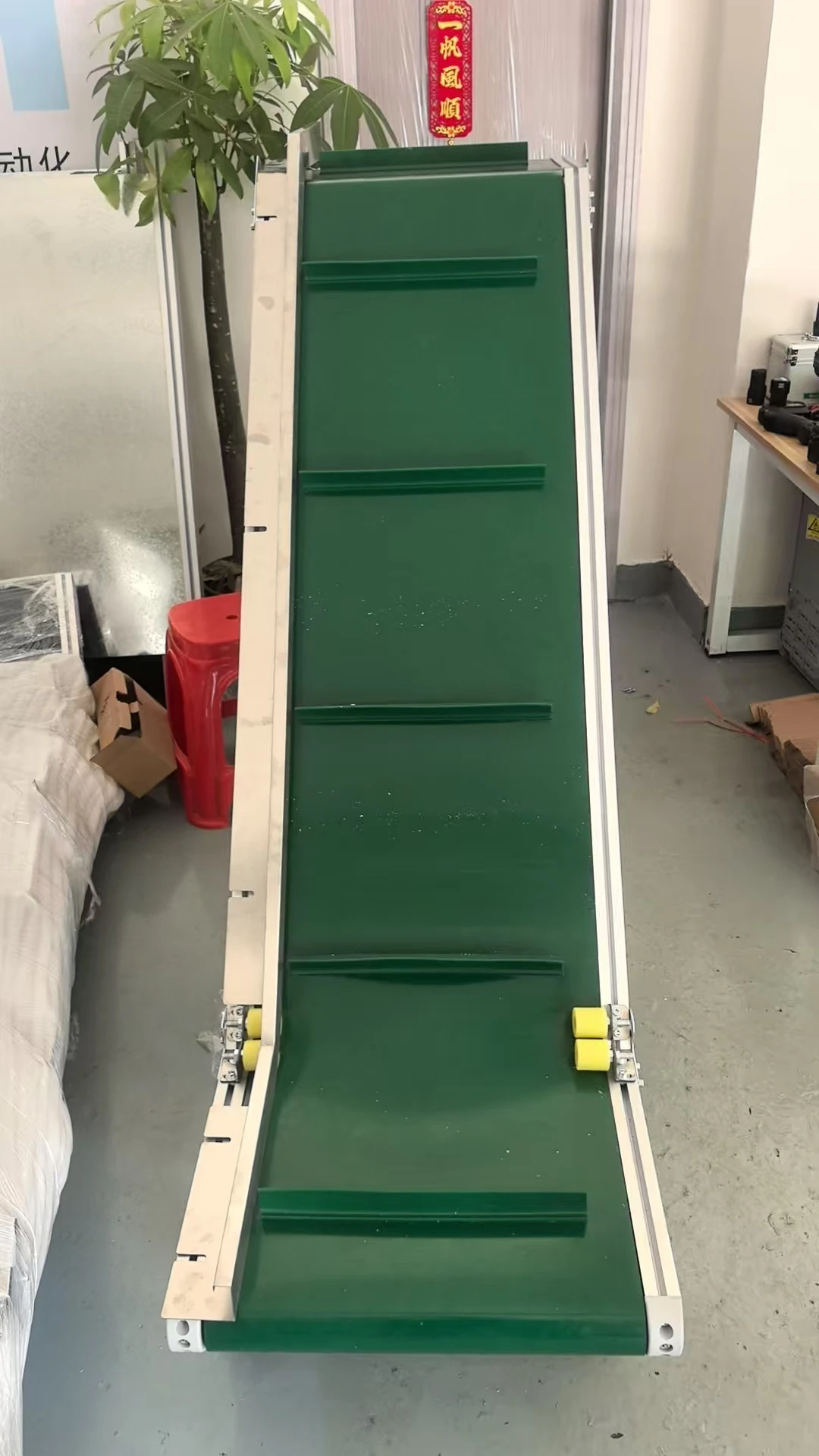 PVC PU Food Grade Z Type Climbing Inclined Belt Conveyor Belt