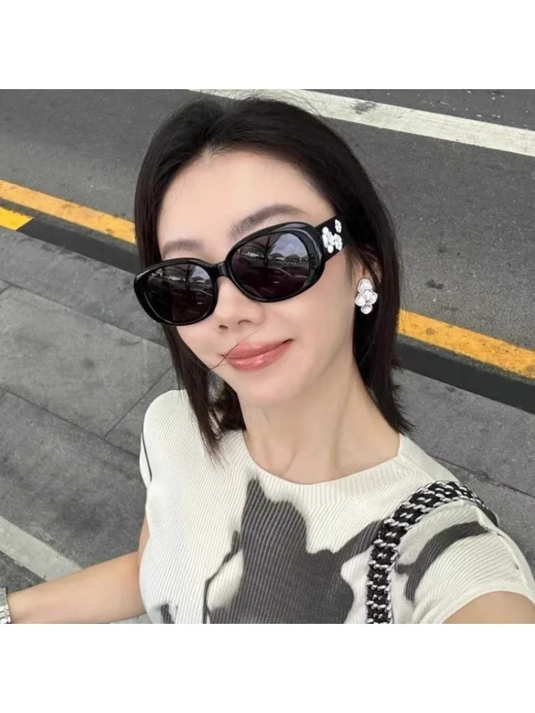 Jqzsag Women's New Retro Camellia Oval Sunglasses For Uv400 Protection Outdoor Elegant Small Slimming Vintage Eyewear Gafas De Sol Mujer