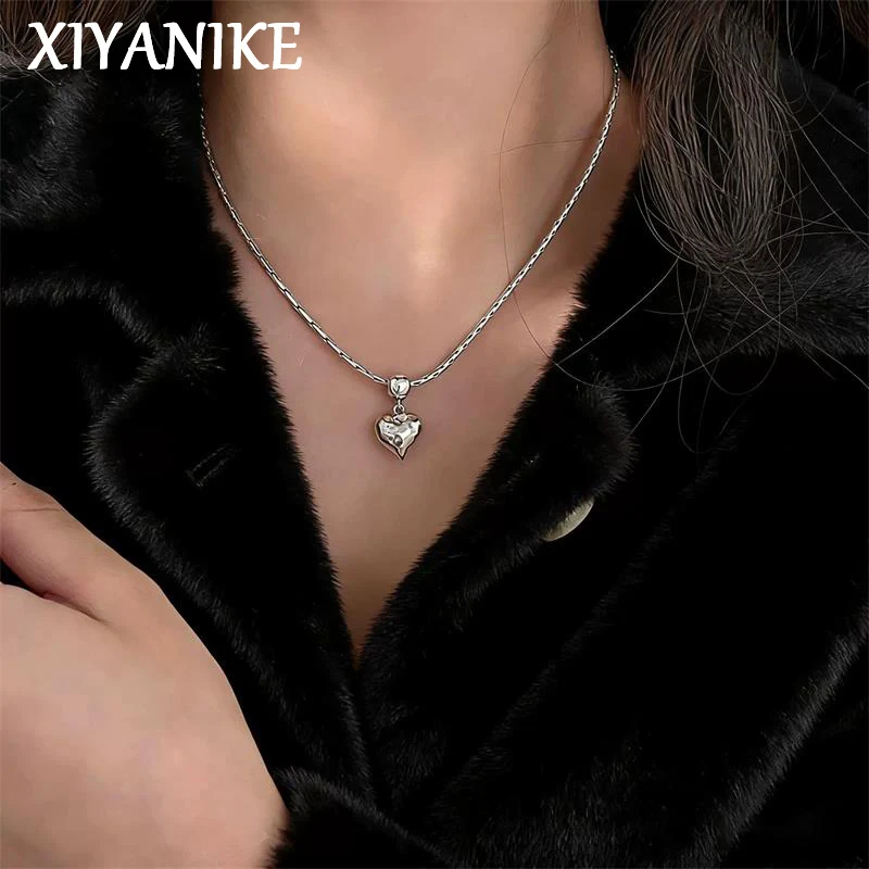 

XIYANIKE Vintage Texture Heart Pendant Necklaces For Women Girl Elegant Fashion New Clavicle Chain Jewelry Gift Party колье