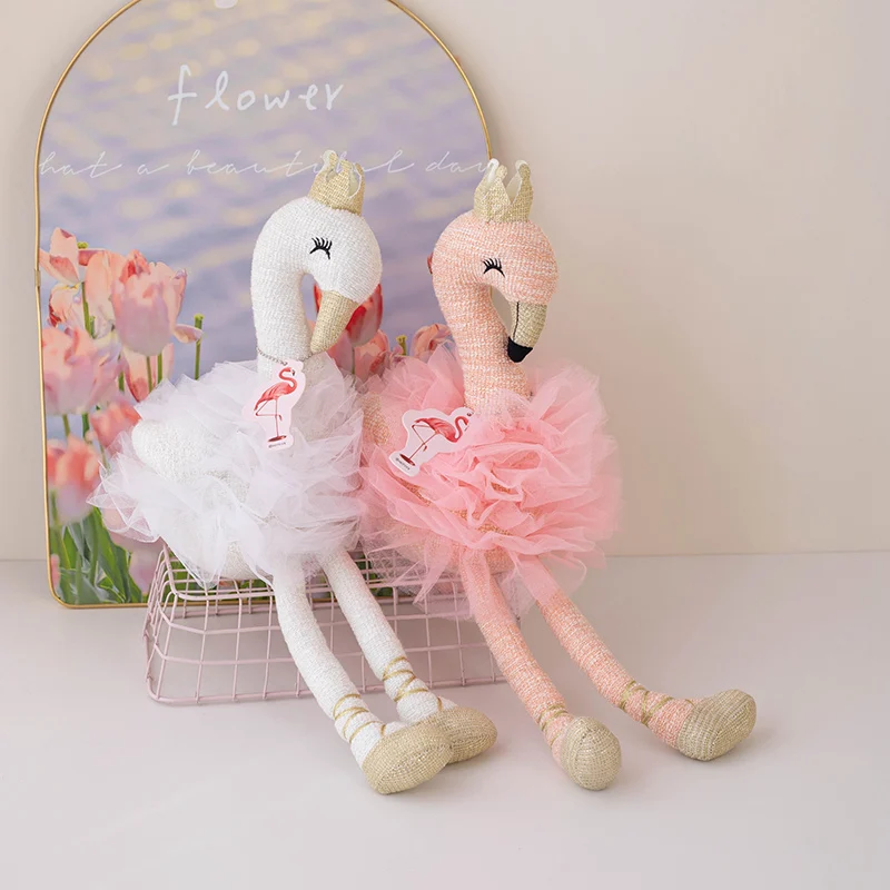 

Simulation 40cm Cartoon Birds Flamingo Doll Stuffed Animal Soft Flamingo with Crown Baby Appease Toys Funny Kids Gift Home Decor