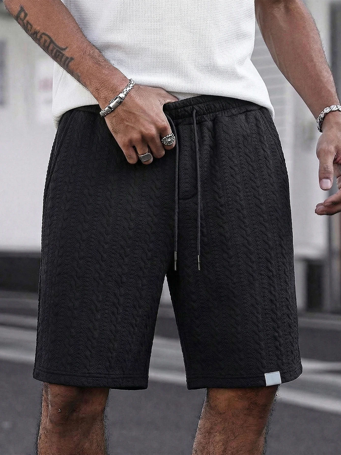 

Мужские шорты с завязками на талии, персонализированные трикотажные шорты с жаккардовой текстурой, простые повседневные трикотажные шорты для мужчин, готовые к носке, в стиле стритвир, подходят для костюма.