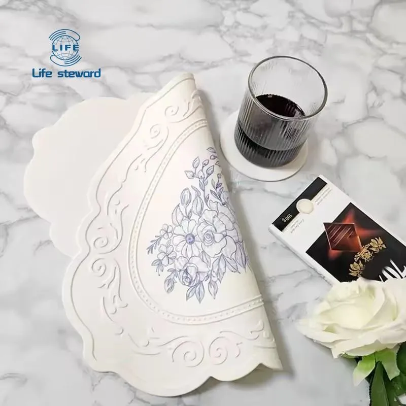 

Retro Floral Silicone Dining Mat Irregular Shape Table Pad Restaurant Decor French Style Kitchen Accessories Meal Mat