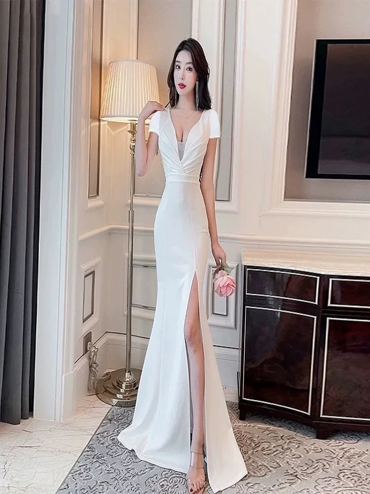 Robe de soirée en queue de poisson pour femmes, robe longue sexy, décolleté en V profond, tempérament de célébrité haut de gamme, banquet, n ° 46, nouvelle vente chaude, 2024