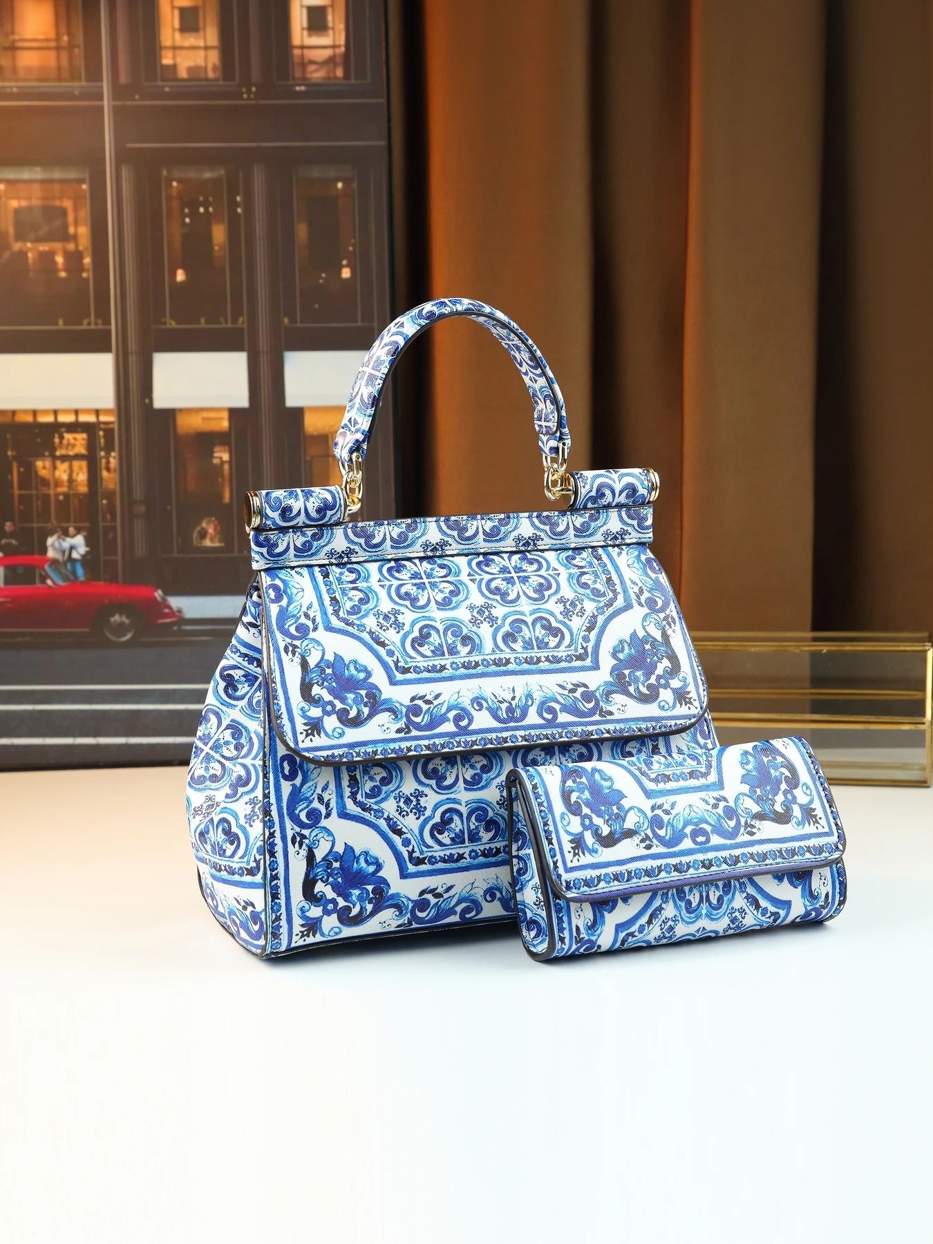 

Blue and white porcelain printed handbag fashionable retro women's bag European and American exquisite high-texture
