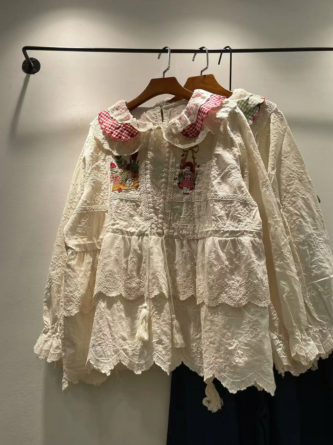 

Осеннее длинное платье из чистого хлопка, свободная верхняя одежда, женская одежда, кружево с цветочным принтом, клетчатый кукольный воротник, повседневный дышащий irt