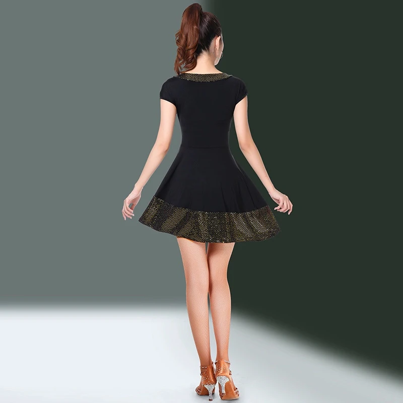 ファッションショートドレス夏ラインダンス服スプライシングラテンダンススーツパフォーマンス女性のドレスセクシーなミニドレス着用スカート