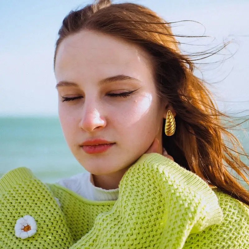 

Vintage Twist-Twist Texture Earrings For Women Gold Copper Material Earrings Fashion Jewelry