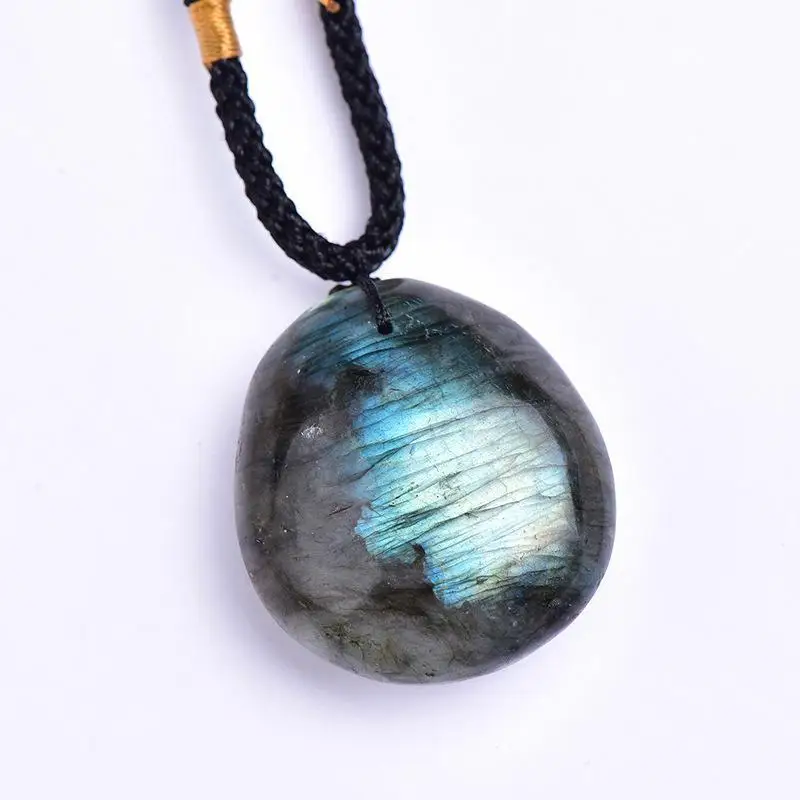 Natural Blue Labradorite Pendant Lightweight Healing Crystal Gemstone Comfortable for Long Time Wear Meditation Gift