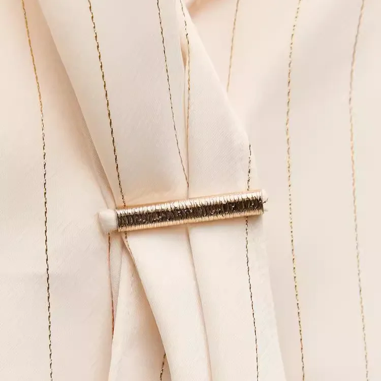 

Spring New Sle Women's Casual Long Sve irt Metal Color Line Pattern Turn-down Collar Slimming Effect Polyester Fiber