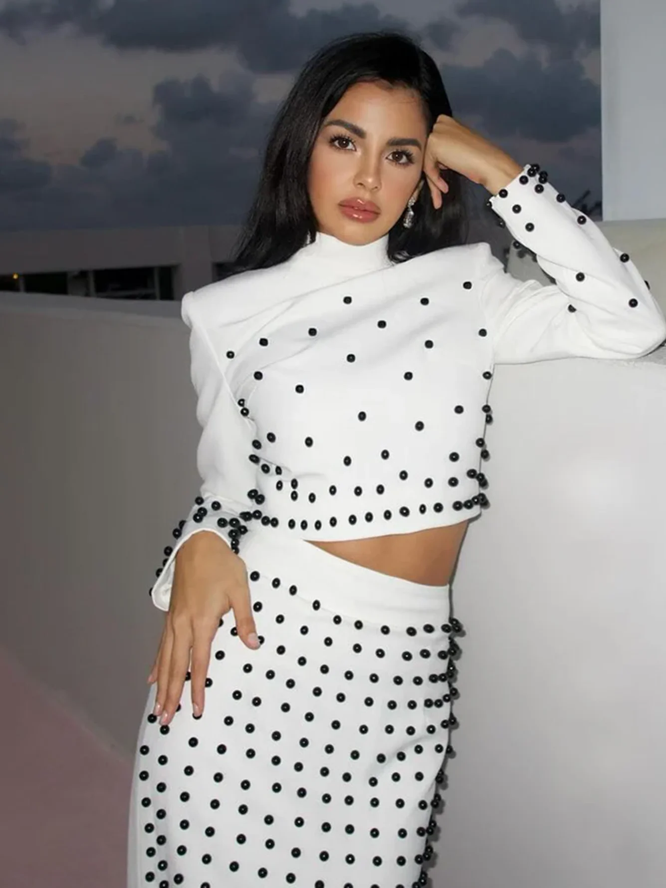 2024 Autumn And Winter New Sexy O-Neck Long Sleeved Heavy Pearl Short Top+Long Skirt Set White Women'S Slim Fit 2-Piece Set