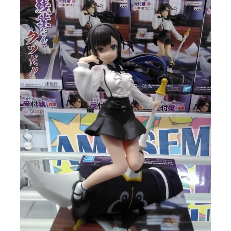 BANPRESTO قد أكون موظفًا استقبالًا، ولكن سأفردًا لأي رئيسًا للتنقط في الوقت المناسب شخصيات الرسوم المتحركة ذات الضغط المعكرونة ألينا كلوفر