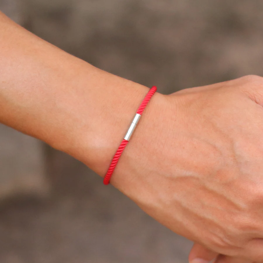 Fashion Lucky Red Rope Men Bracelet Stainless Steel 3mm Thin Rope Braclet Outdoor Sports Leisure Homme Best Gift For Boyfriend image 2