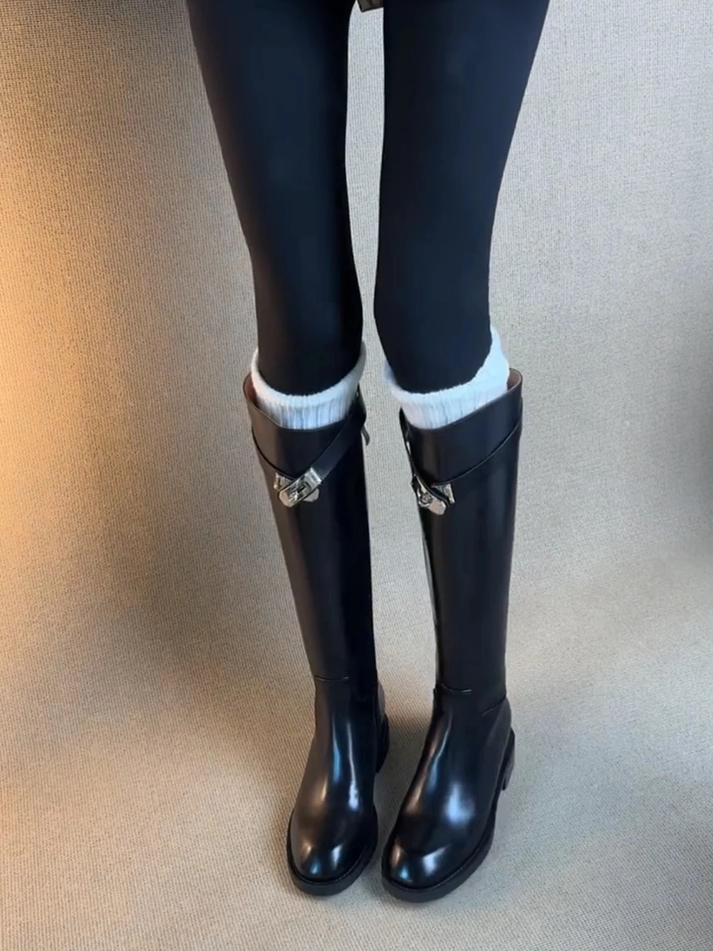 Sheepskin Leather Knight Boots Women's Autumn Winter High Tube Long Boots Thick Heel Lock Buckle Fashionable Slimming over Knee