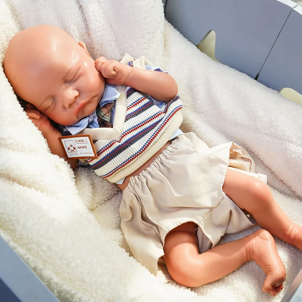 Kunstmatige zachte full body platina siliconen geschilderd herboren pop meisje handgemaakte 18,31 inch effen pasgeboren nep jongen voor kind cadeau