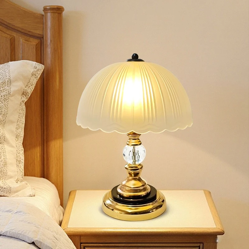 

Crystal Table Lamp 2026 New French Retro Bedroom Bedside Lamp Hotel Study Creative Glass Ambient Light Home Decor