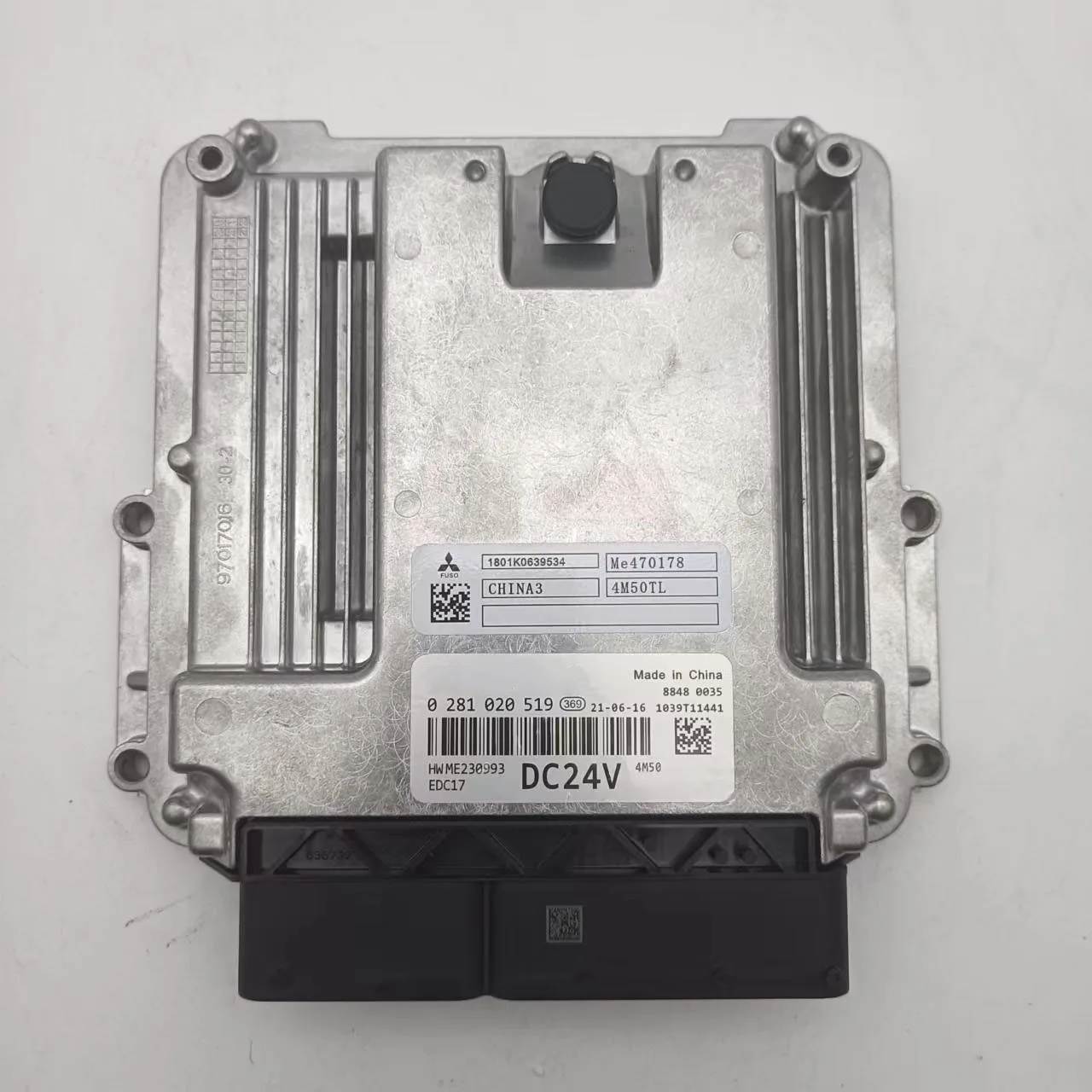 

0281020519 D04FR Engine Controller ECU D04FR-004559 for Kobelco SK130-8 SK140-8 SK135SR-2 Electronic Control Unit High Quality