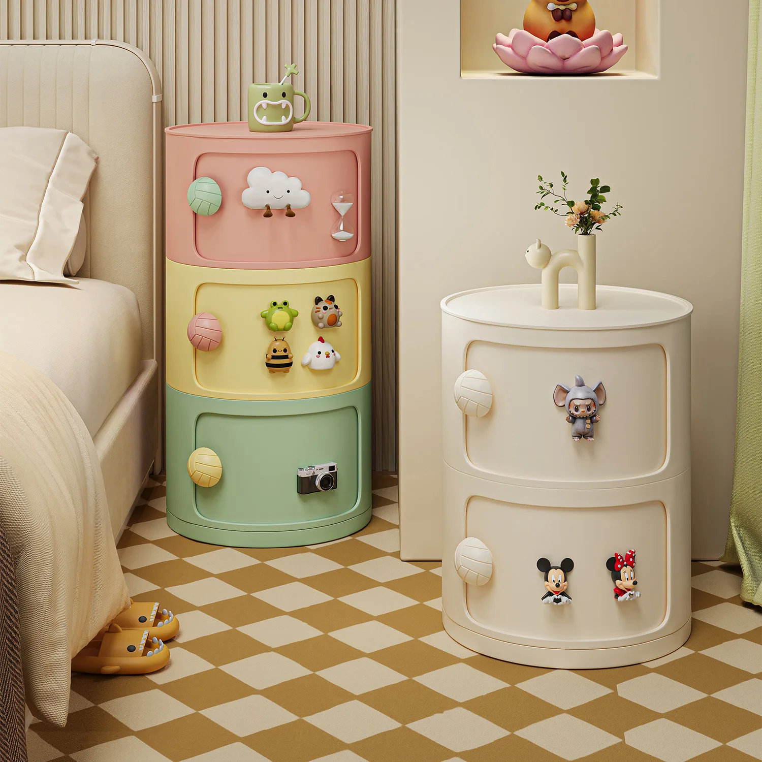 

Прикроватная тумба-шкафчик кремового цвета, многофункциональная полка для спальни, популярный шкаф для хранения 2025 года в стиле «Дофамин»