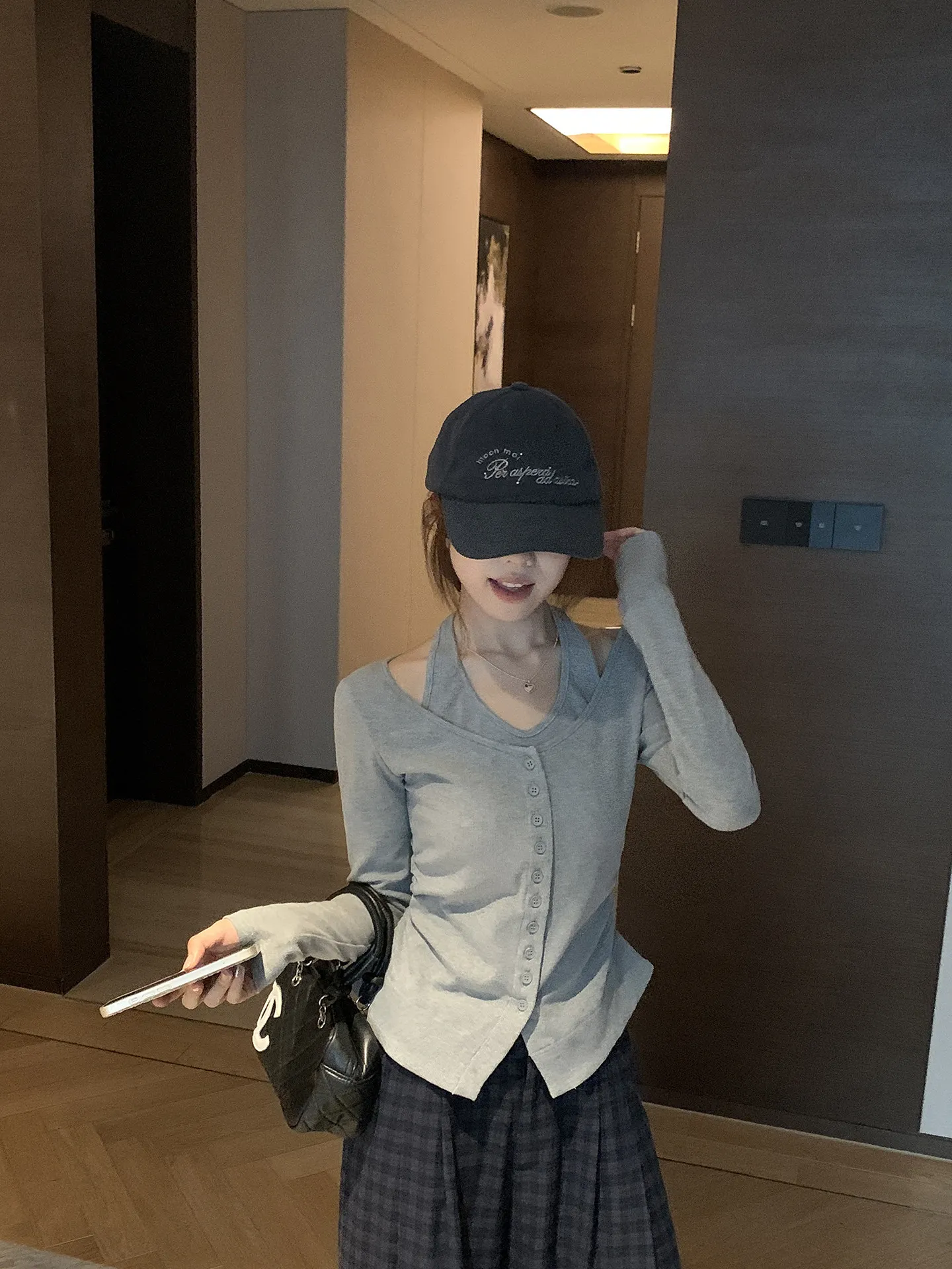 

Женская футболка Slim Fit с круглым вырезом и длинным рукавом, с плиссированной талией, универсальная повседневная модель из смесового хлопка