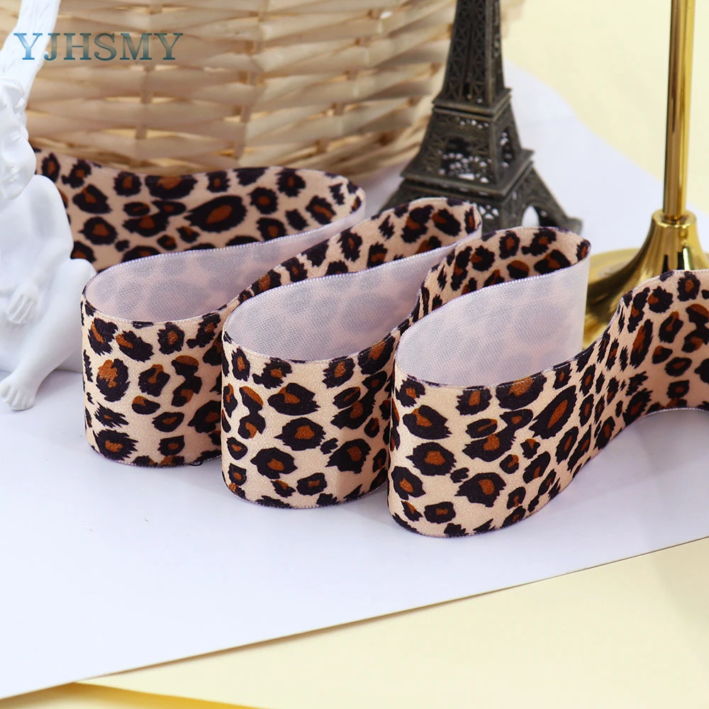 Leopard print Velvet Ribbon 5 Yards Leopard Ribbon Craft Ribbon for Hair Bows Headbands Making and Craft Wrapping