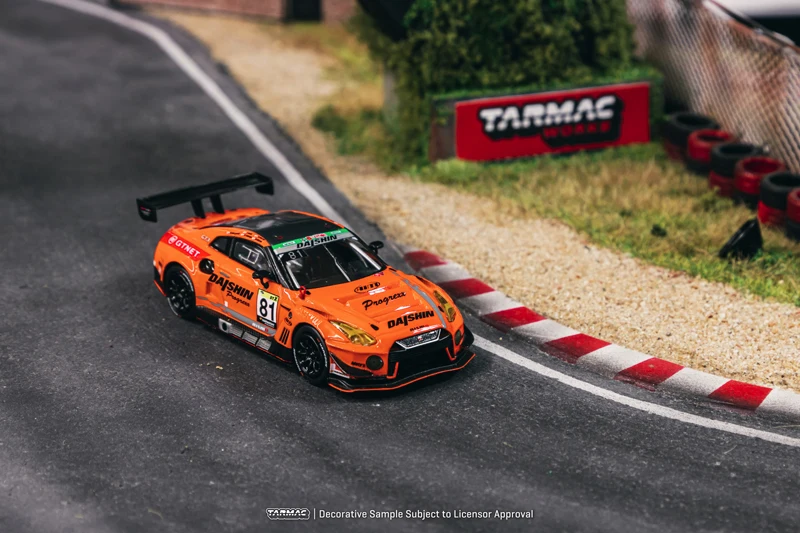 Asfalt Werkt Tw 1/64 Nissan R35 GT-R Nismo Gt3 #81 Gegoten Legering Auto Model Speelgoed Collectie Kinderen Cadeau