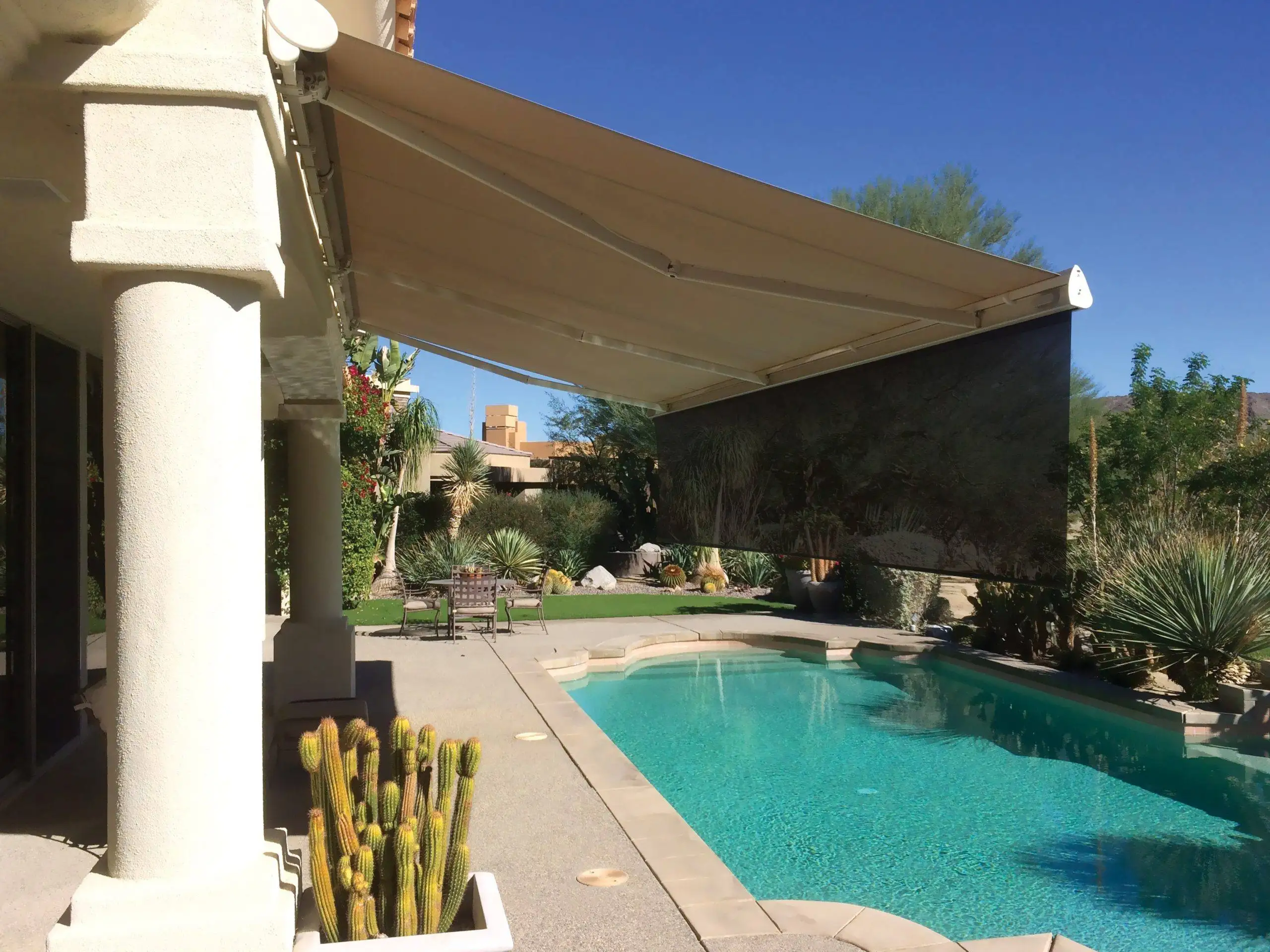 

Modern Retractable Pergola Awning Motorized Sunshade Roof PVC Outdoor Aluminum Retractable Awnings for Garden Cafe Restaurant