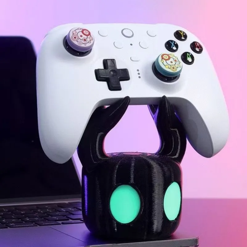 1-10PCS Universal Game Controller Stand Compatible With PS4 PS5 Switch Hollow Knight Theme Desktop Display Gaming Accessories view 2