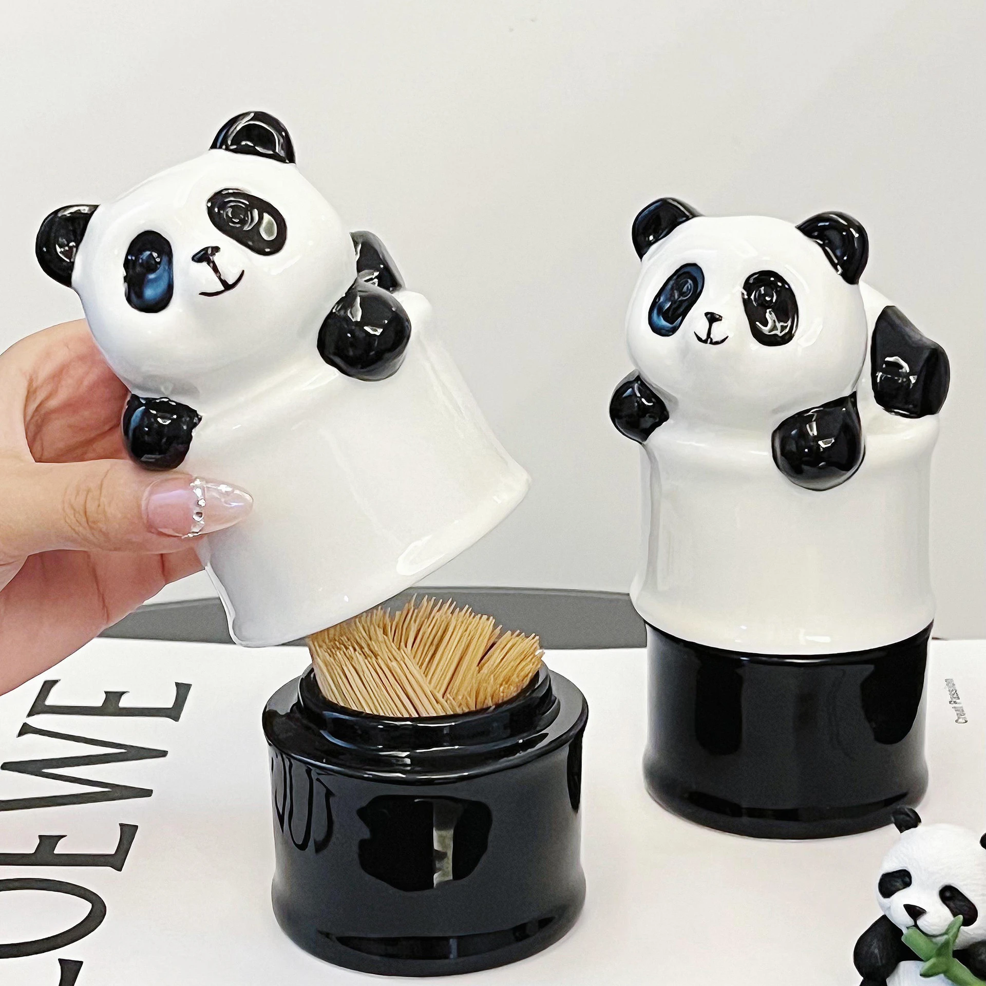 1Pcs Animal and plant Themed Ceramic Toothpick Holders,Pandas, Octopuses, Puppies, and Corn
