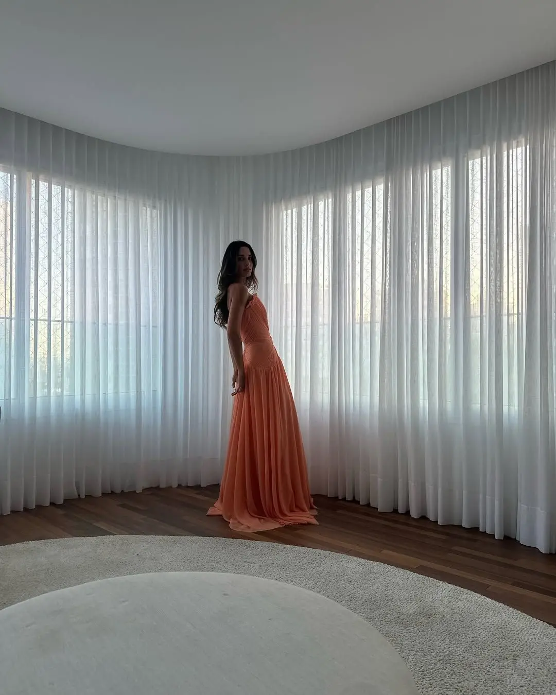 

Elegant Orange A-line Pleat Chiffon Evening Dress Sense of design Strapless Fitted Flowy Cocktail Prom robes de soirée Vestidos