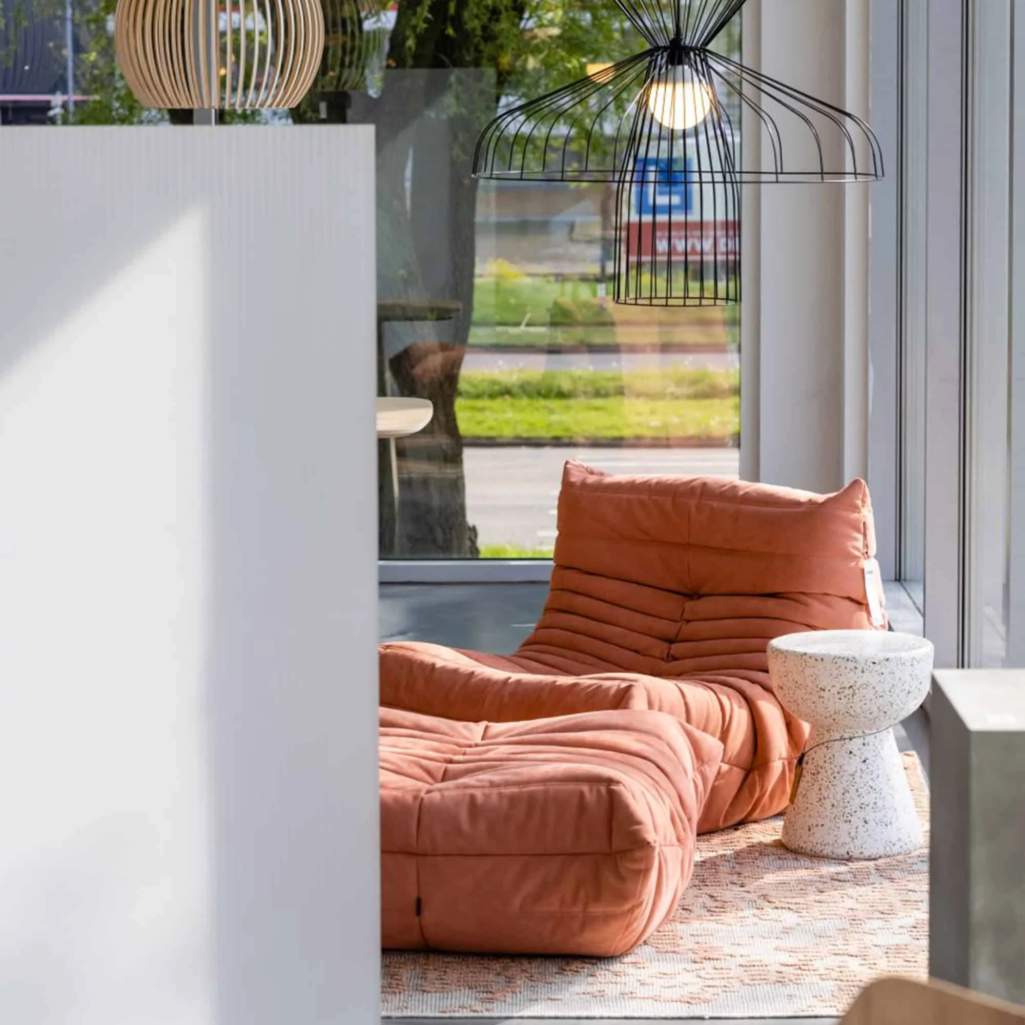 أريكة كاتربيلر توغو غرفة المعيشة الحديثة شرفة صالة أريكة كسولة متوفرة أريكة صوف الضأن الأبيض #4