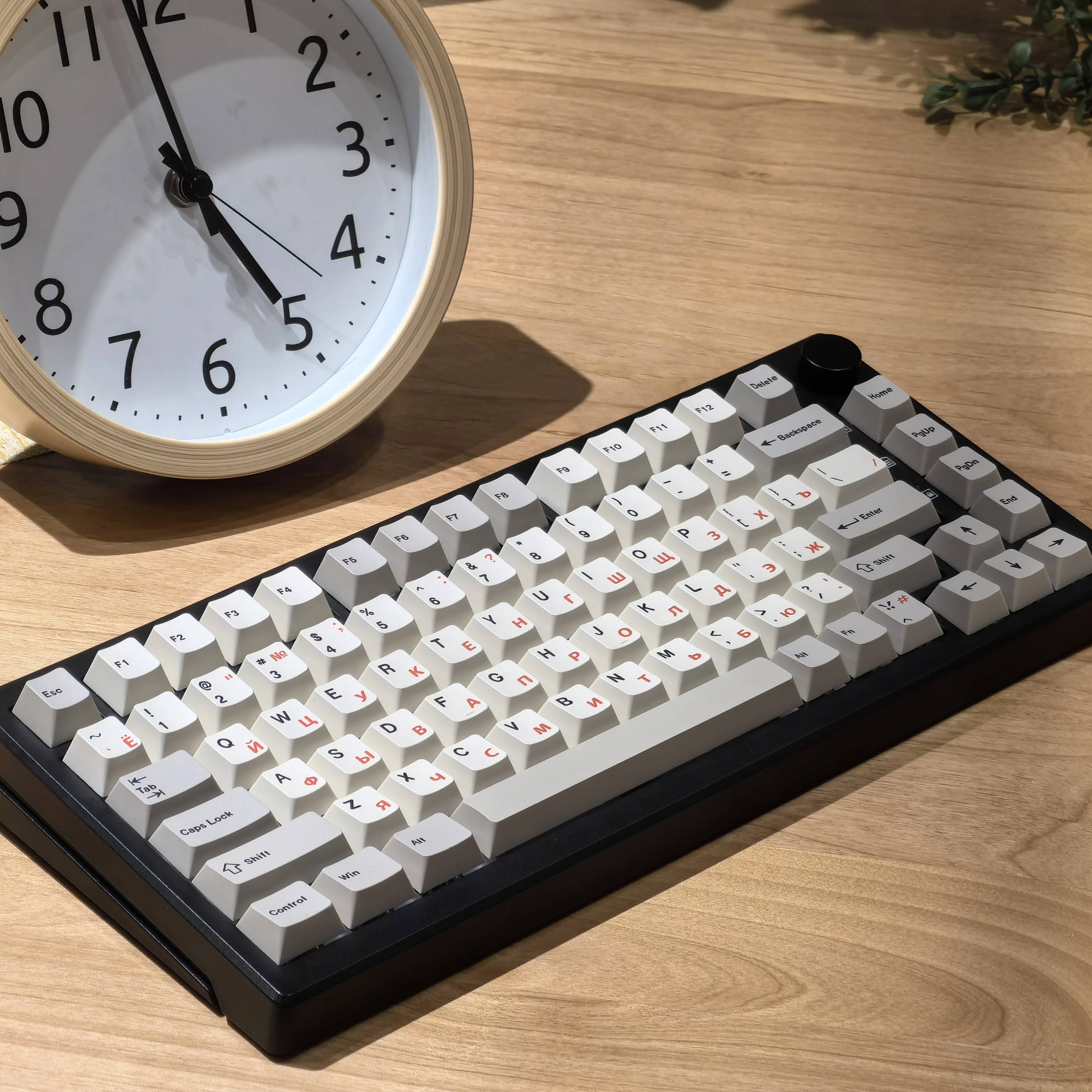 Retro Russian/Korean/Thai/English Keycaps Cherry Profile Cyrillic Keycap Dye-Sub for MX Switch Gaming Mechanical Keyboard Cap