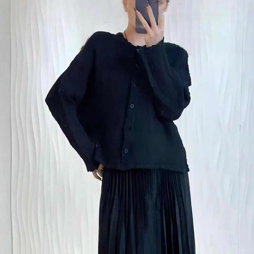 Miyake Pleated 2025 Autumn and Spring New Jacket Women Fashion High-end Pleated Women's Knitted Cardigan Tops Female Models