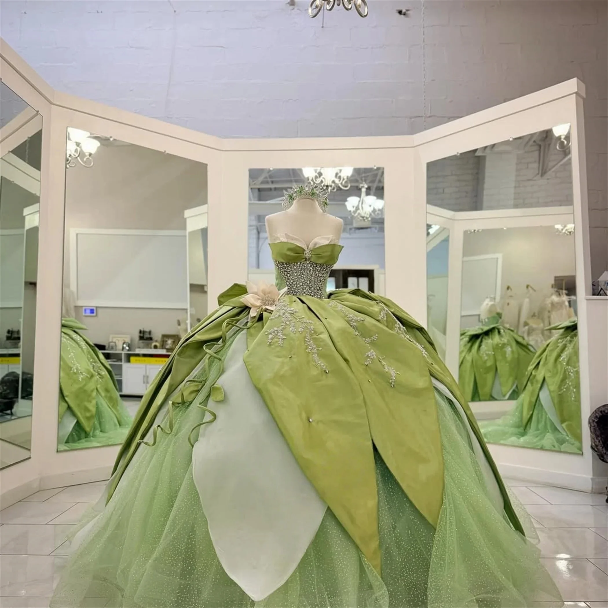 Lime Green Charro Quinceanera Dresses Ball Gown Sweetheart Appliques Beaded Mexican Sweet 16 Dresses 15 Anos Customized