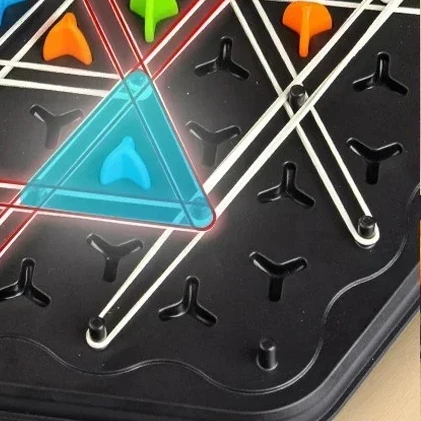 Juego de Mesa Kinder Dreieck Kette Strategie con Gomas Elásticas, Rompecabezas de Escritorio para la Familia, Ejercicio de Lógica para Padres e Hijos, Juguete para Bebés