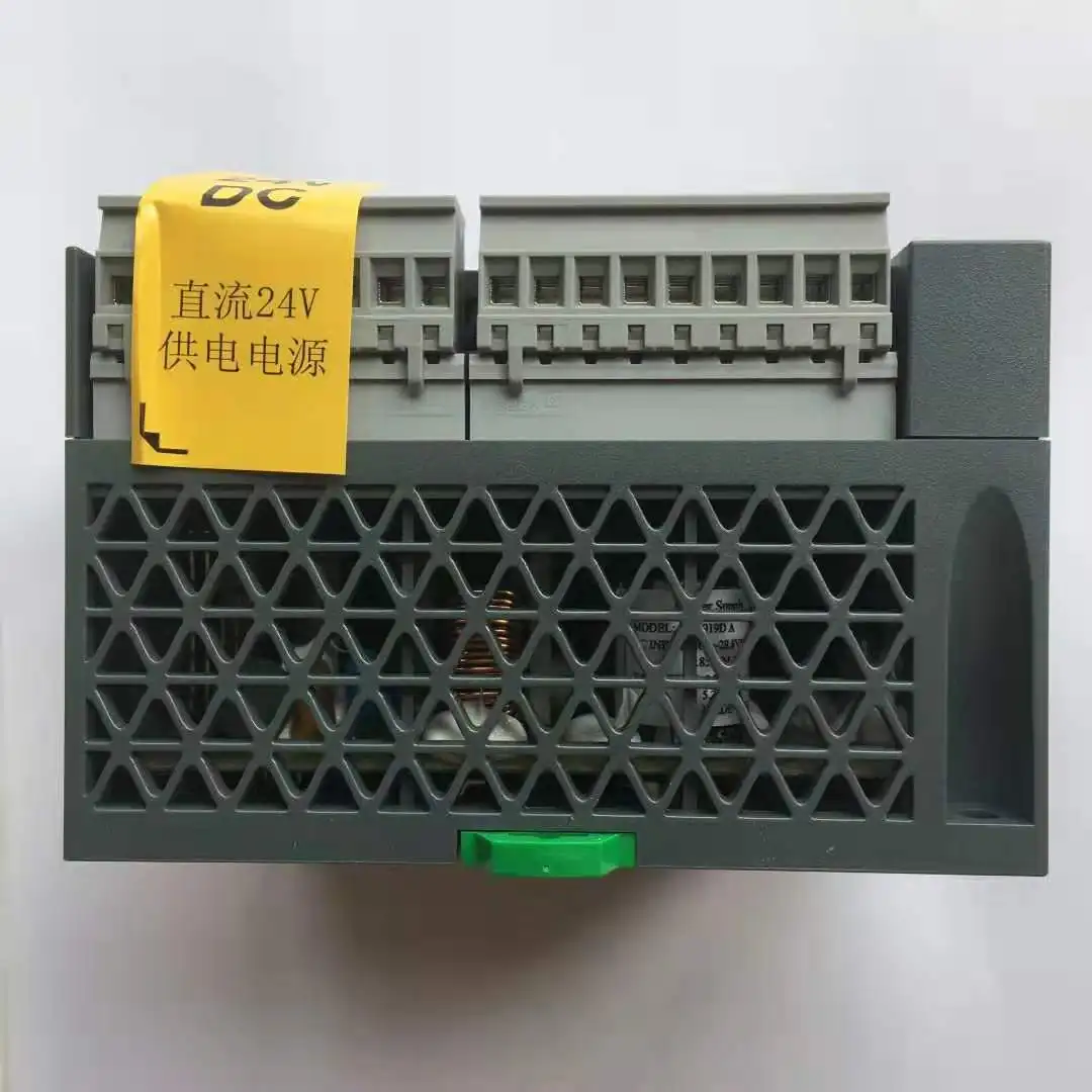 PLC 프로그램 가능 로직 컨트롤러 모듈, TM200C32R, TM200C32T, 새로운 재고, 최고의 제공