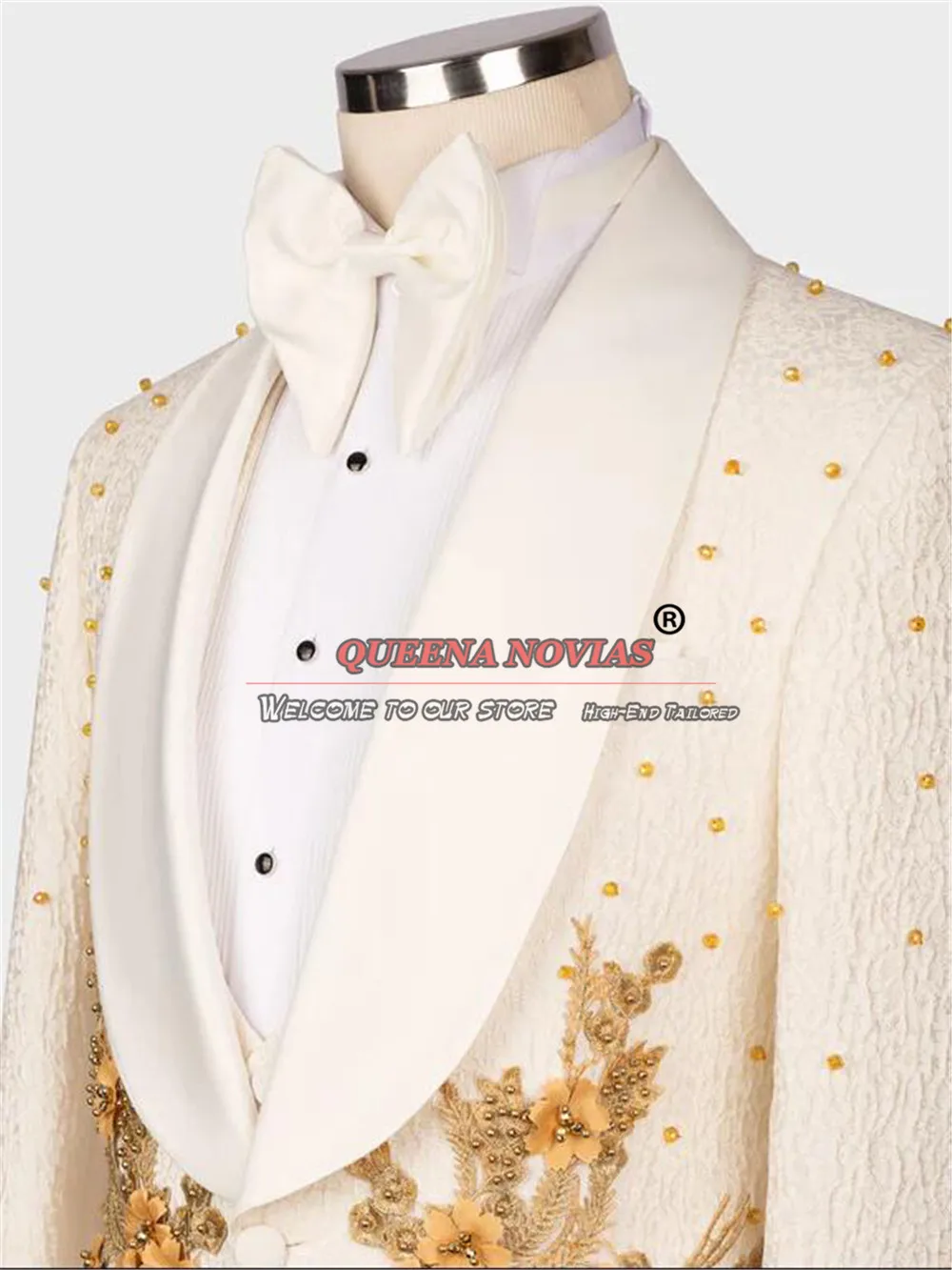 Trajes de boda de lujo para hombres, apliques dorados, chaqueta Floral, chaleco, pantalones, novio Formal de esmoquin, vestido de banquete hecho a medida, 3 piezas