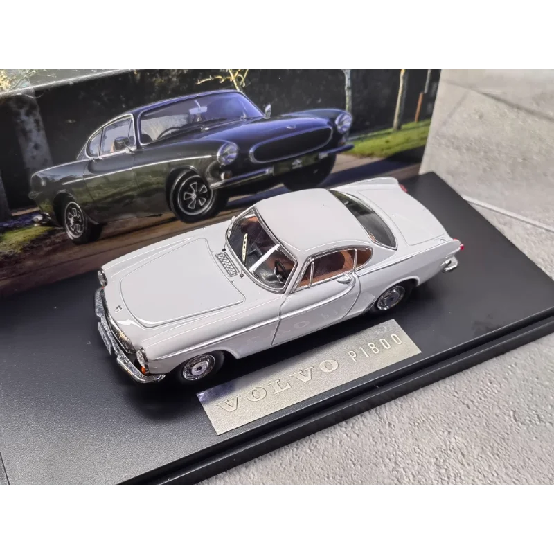 Diecast VOLVO 1/43 Scale P1800 World Record Holder Alloy Car Model Collectible Toy Gift Souvenir Display Ornament