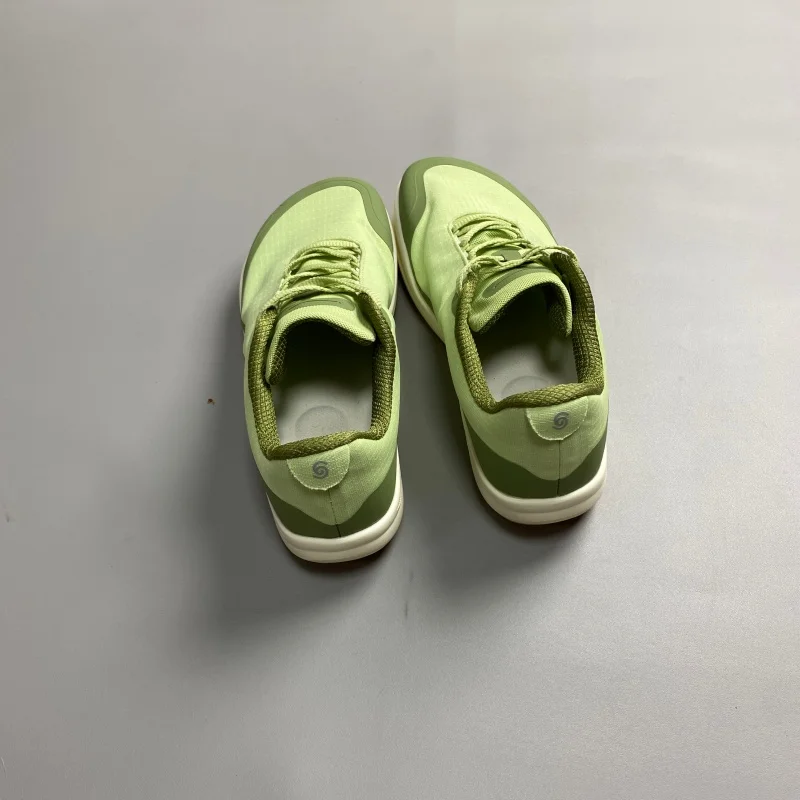 Large-size light green wide-soled outdoor sports shoes, barefoot thin-soled soft-soled German training style casual walking shoe
