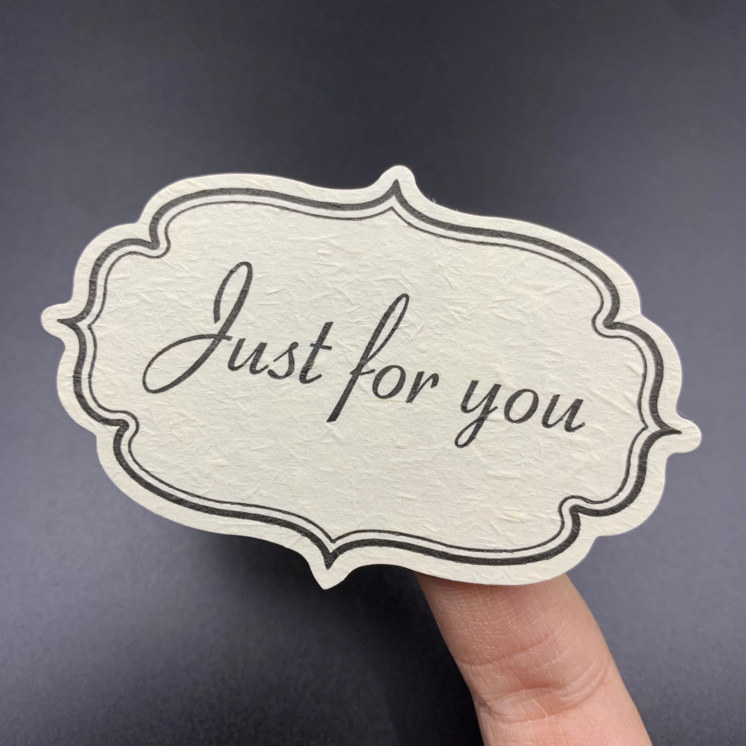 48 Stück/96 Stück, beige, strukturiertes Papier, speziell für Sie, schwarze Etiketten zum Bedrucken, geeignet für Partyeinladungen, Hochzeitseinladungen und zur Dekoration von Geschenken.